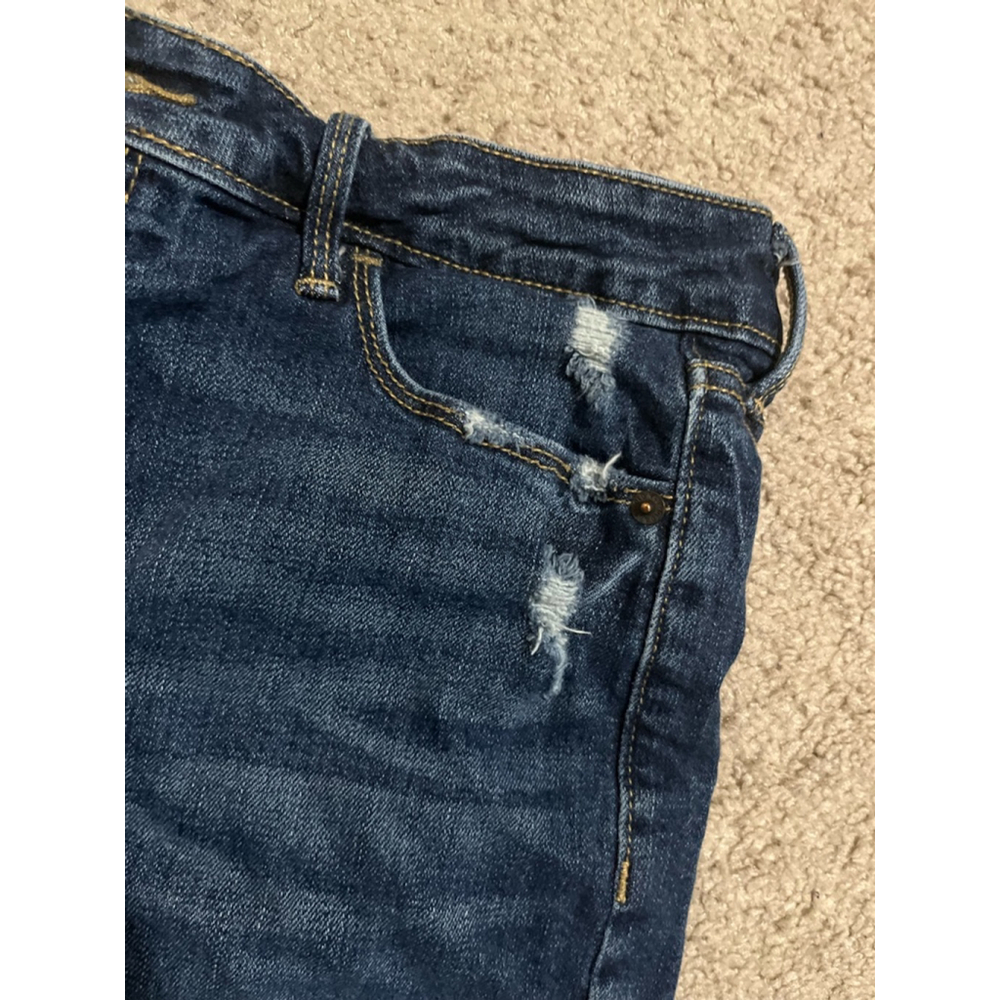 EUC Old Navy Denim Shorts, Womens Size 8, Blue - Picture 5 of 6